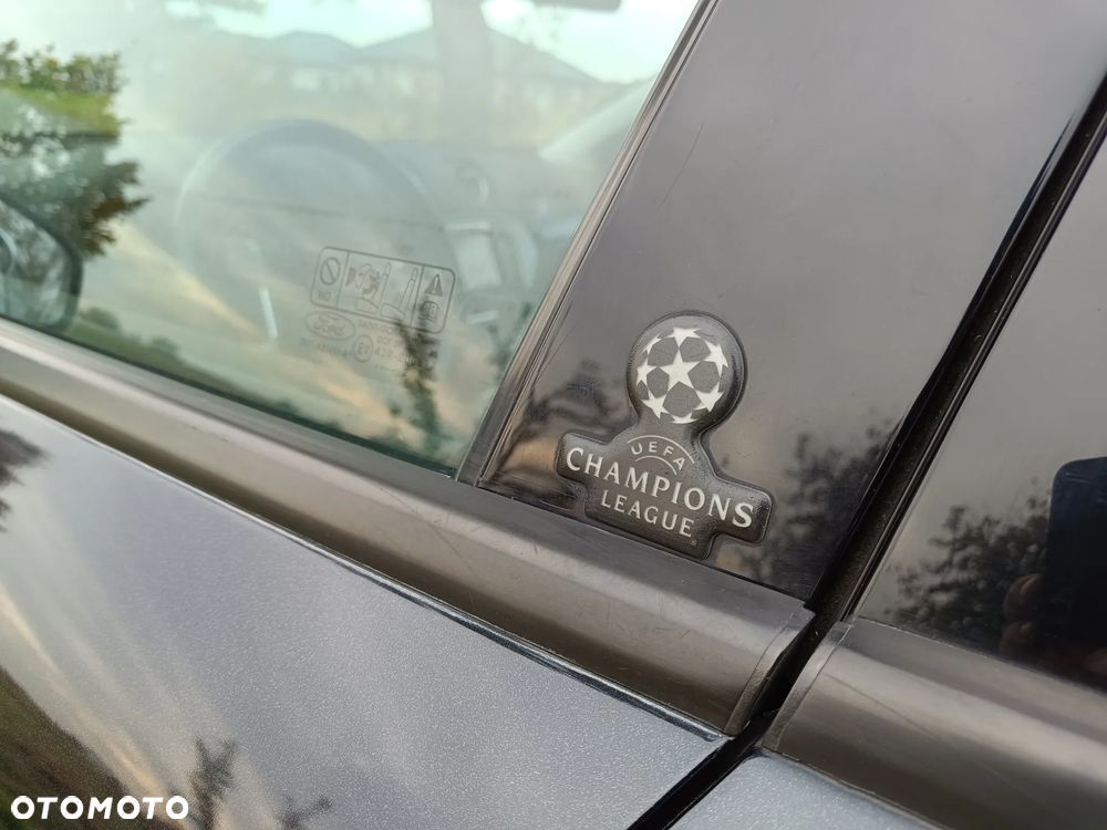 Ford Mondeo 2.0 TDCI Titanium - 21