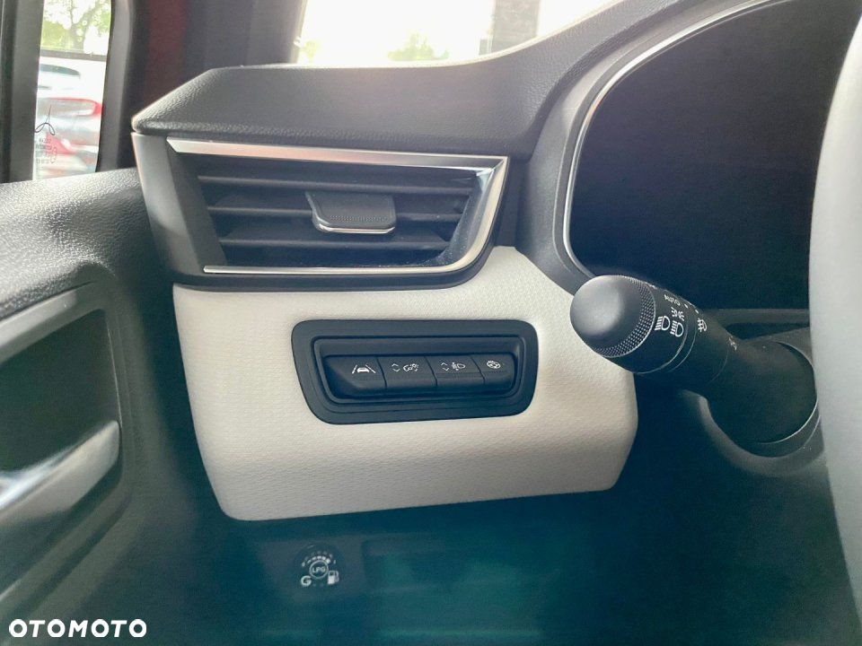 Renault Clio - 11