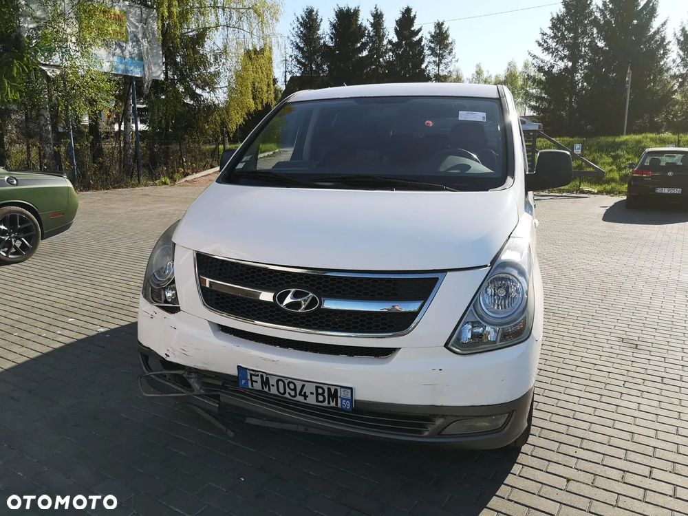Hyundai H-1 2.5 CRDi Premium - 2