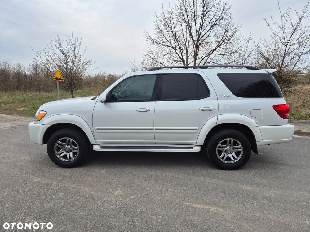 Toyota Sequoia - 30