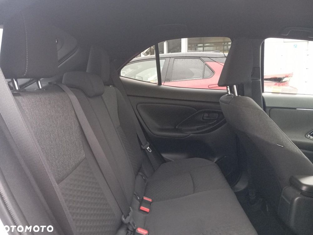 Toyota Yaris Cross Hybrid 1.5 Style - 12