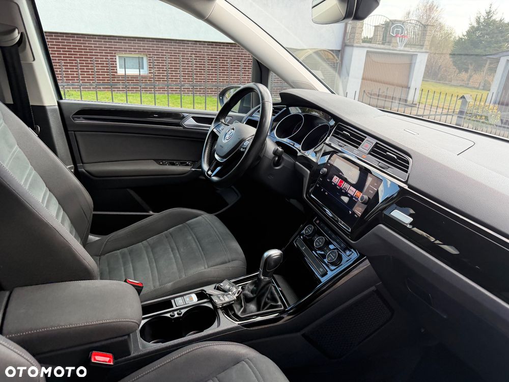 Volkswagen Touran 2.0 TDI SCR (BlueMotion Technology) DSG Highline - 20
