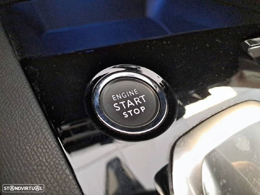 Peugeot 5008 1.5 BlueHDi Allure Pack EAT8 - 23