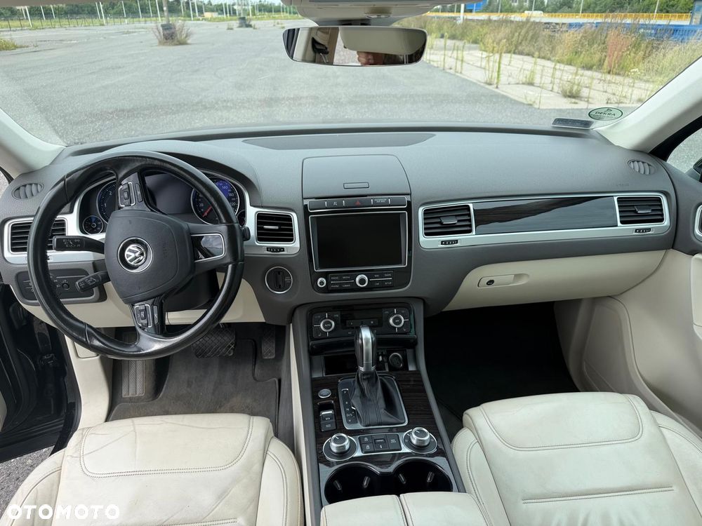 Volkswagen Touareg 3.0 V6 TDI BMT Perfectline R-Style - 15