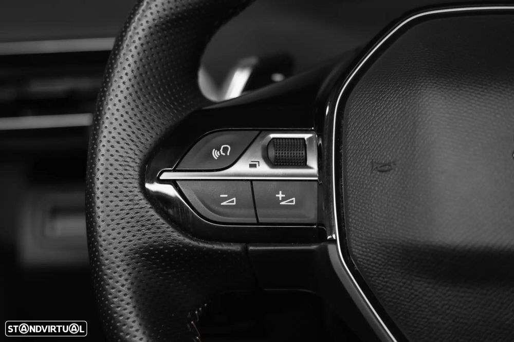 Peugeot 3008 1.6 Hybrid GT e-EAT8 - 7