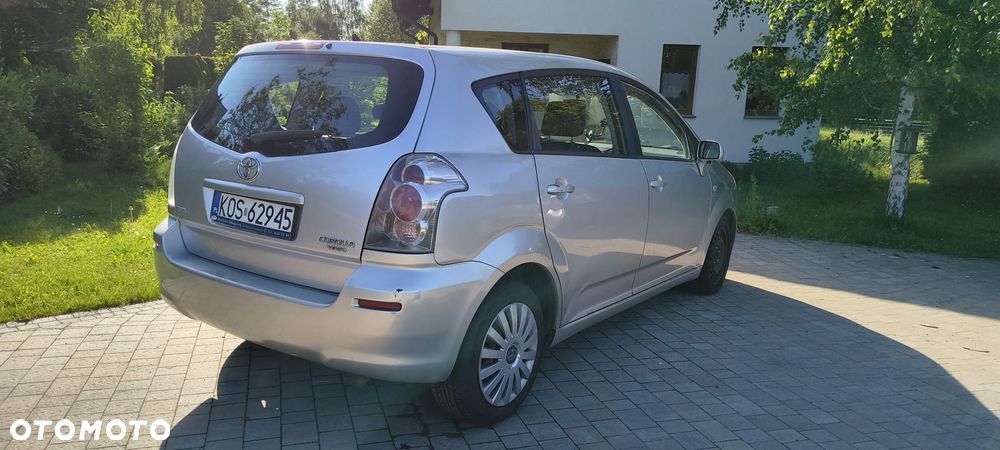 Toyota Corolla Verso 2.0 D-4D Sol - 21