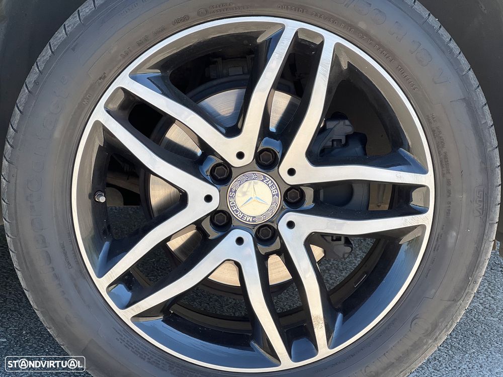 Mercedes-Benz GLA 180 CDI Urban - 11