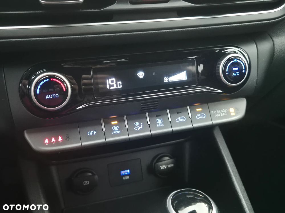 Hyundai Kona - 40