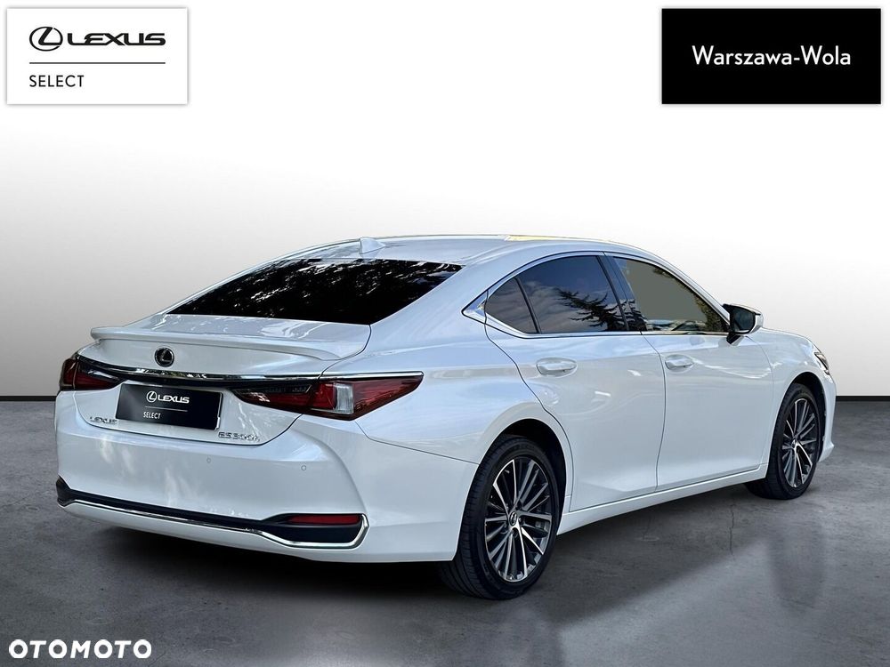 Lexus ES 300h Business Edition - 7