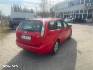 Ford Focus 1.8 TDCi Ambiente - 3