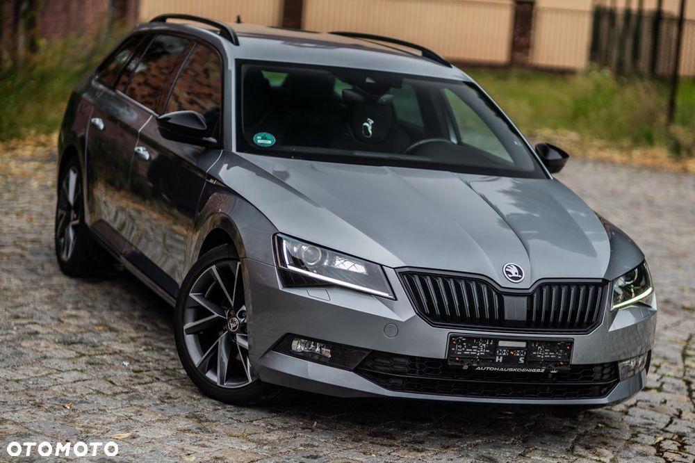 Skoda Superb 1.5 TSI DSG Sportline - 8