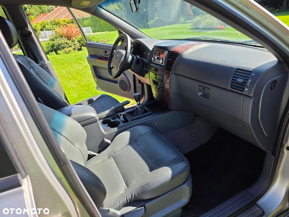 Kia Sorento 2.5 CRDi (air) - 13