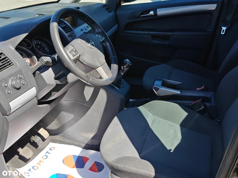 Opel Zafira 1.9 CDTI Cosmo - 7