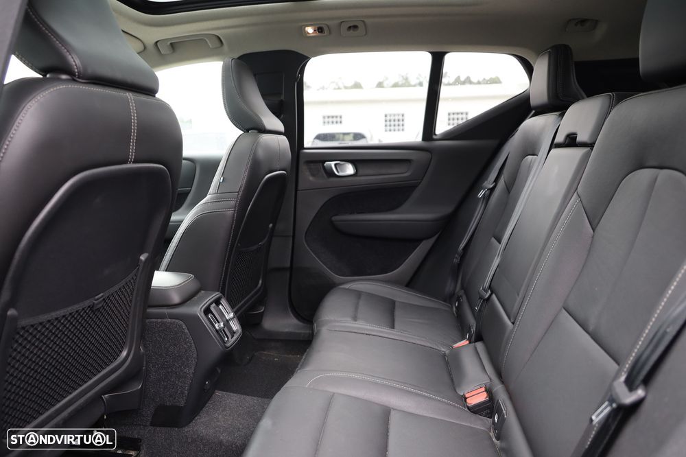 Volvo XC 40 2.0 B4 Inscription - 12