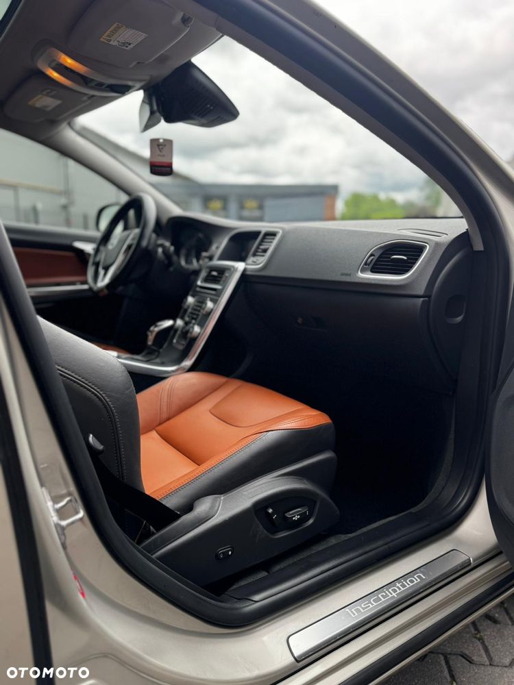 Volvo S60 - 17