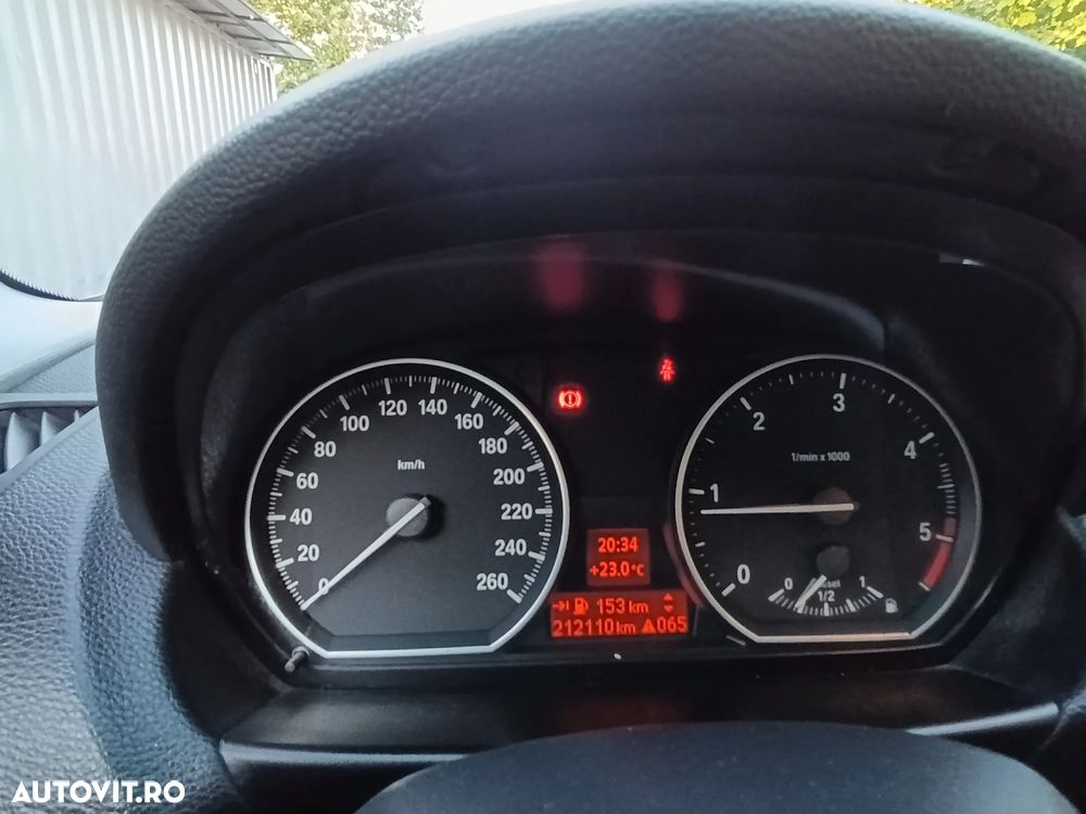 BMW Seria 1 120d DPF Edition Lifestyle - 9