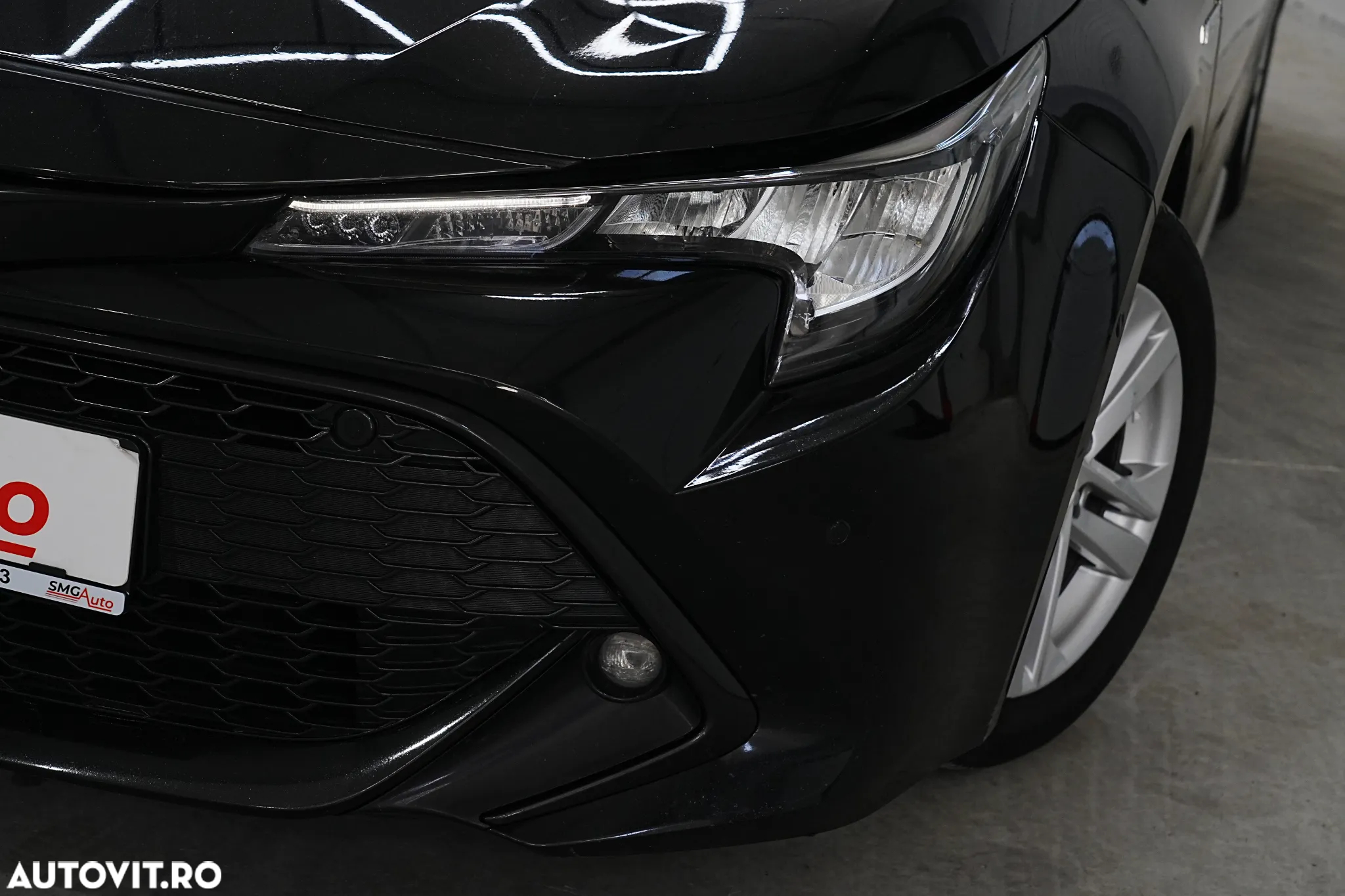 Toyota Corolla - 32
