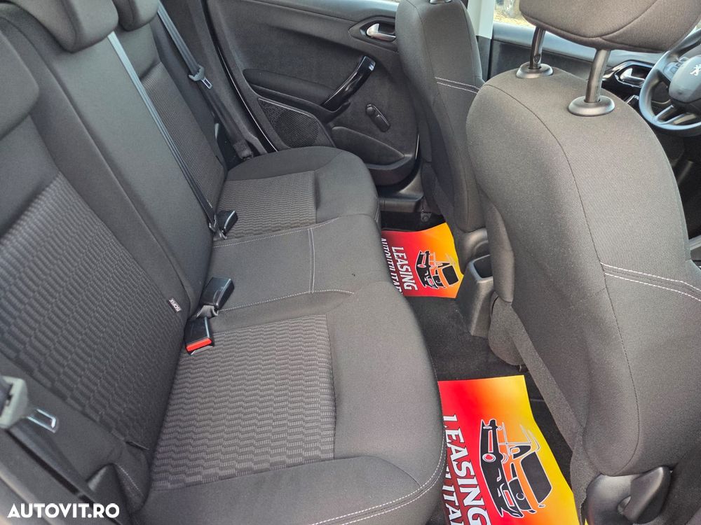 Peugeot 208 PureTech 110 Stop & Start EAT6 Allure - 13