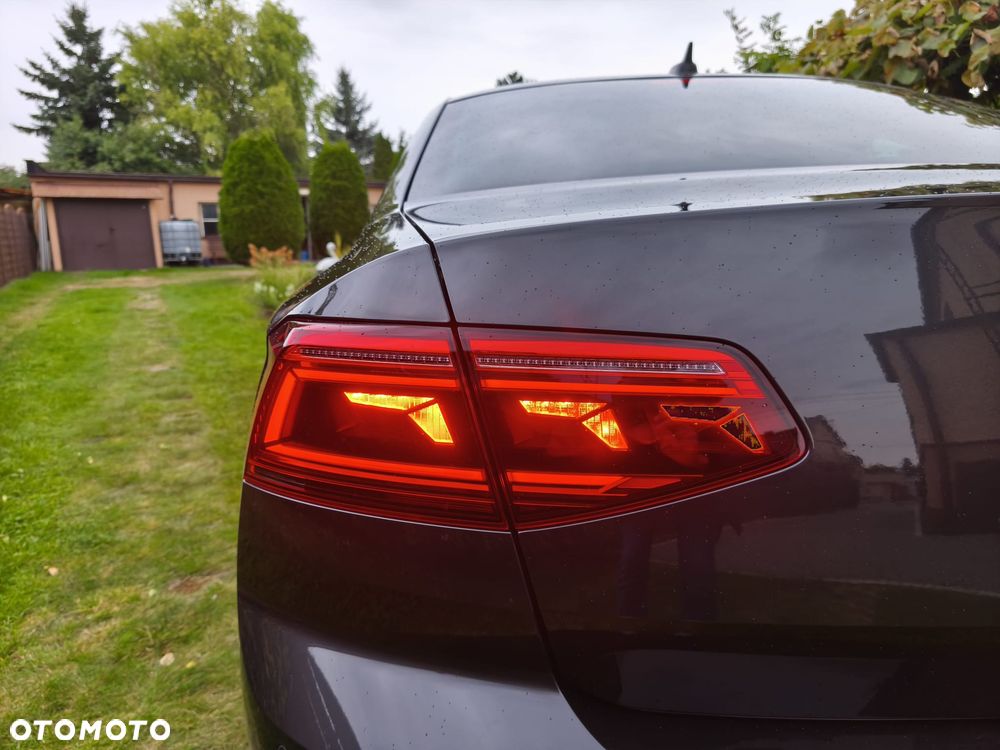 Volkswagen Passat 2.0 TSI Elegance DSG - 14