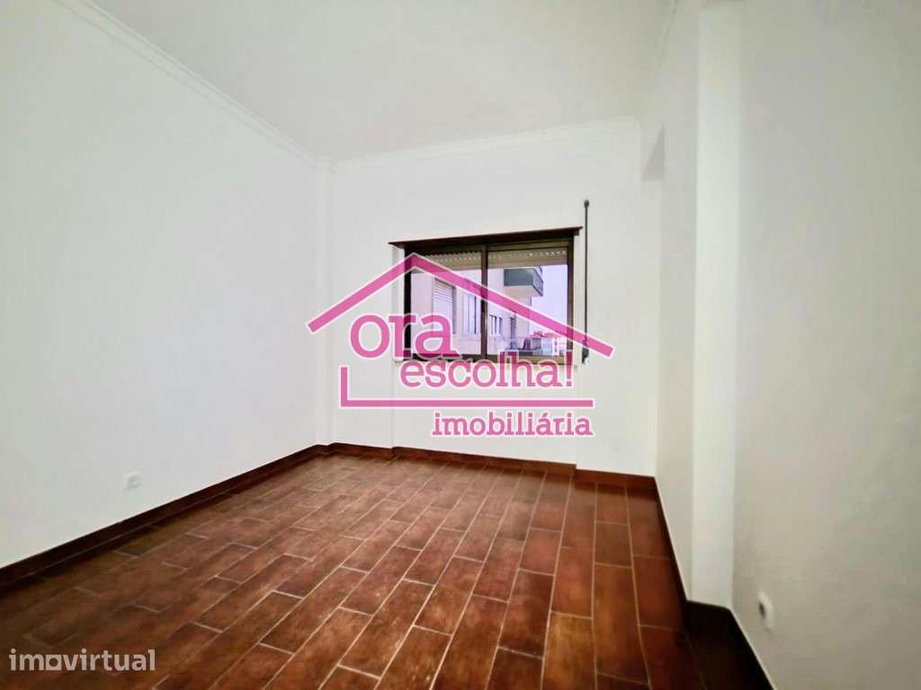 Apartamento T2 com 92 m2 de área bruta no Centro das Paivas! - Grande imagem: 5/11