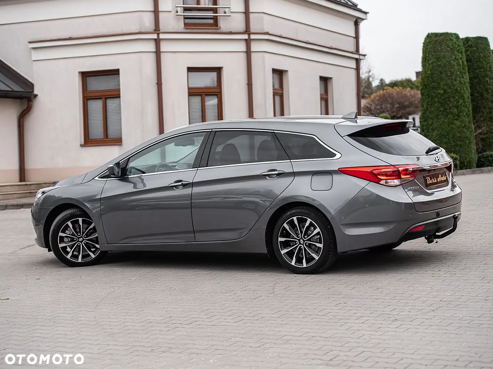 Hyundai i40 Kombi blue 1.7 CRDi DCT Premium - 11