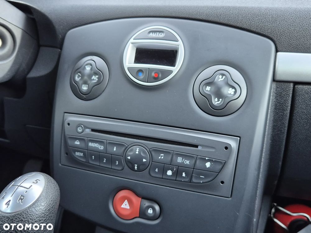 Renault Clio - 20