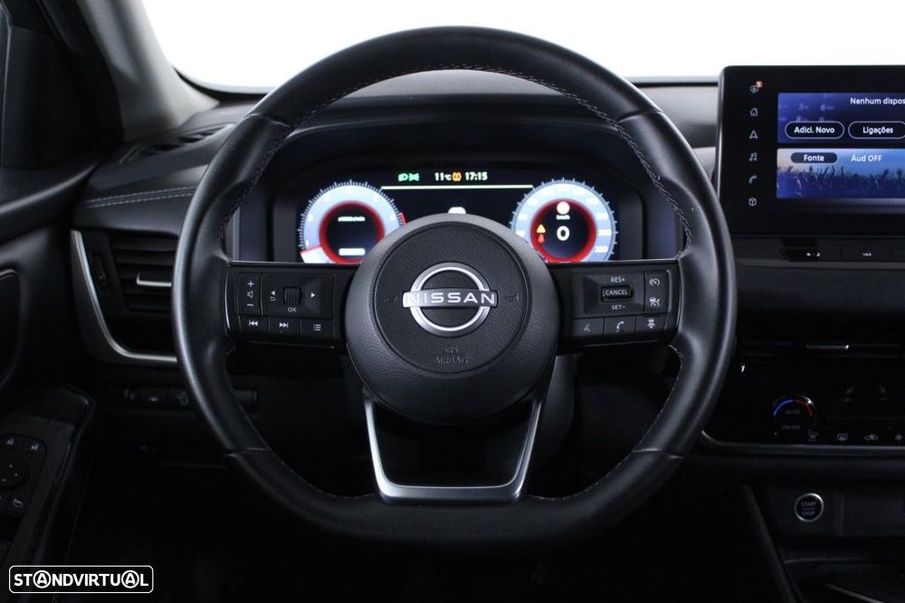 Nissan Qashqai 1.3 DIG-T N-Connecta LED+TT - 19