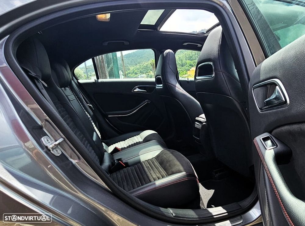 Mercedes-Benz A 180 CDI AMG Line - 8