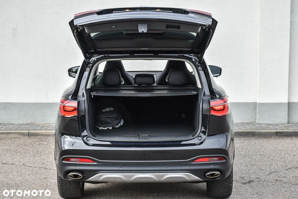 MG HS PHEV 1.5T-GDI Luxury - 40