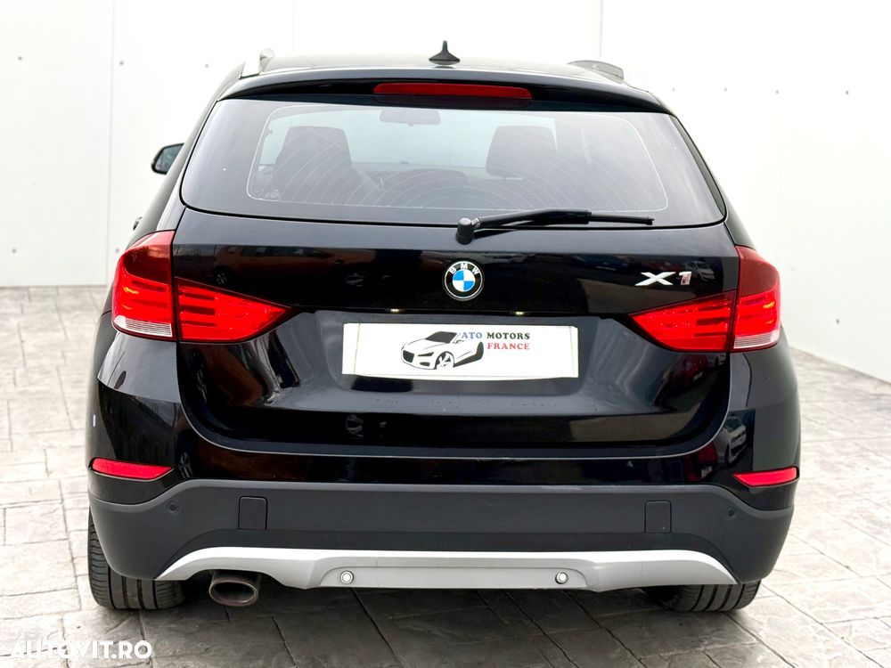BMW X1 sDrive16d - 13