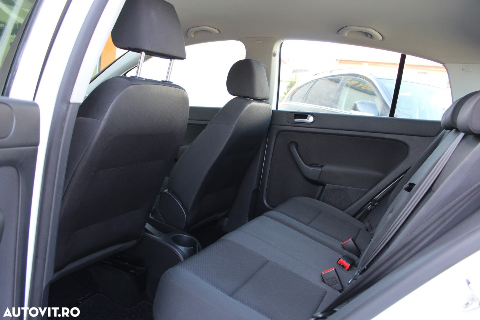 Volkswagen Golf Plus - 9