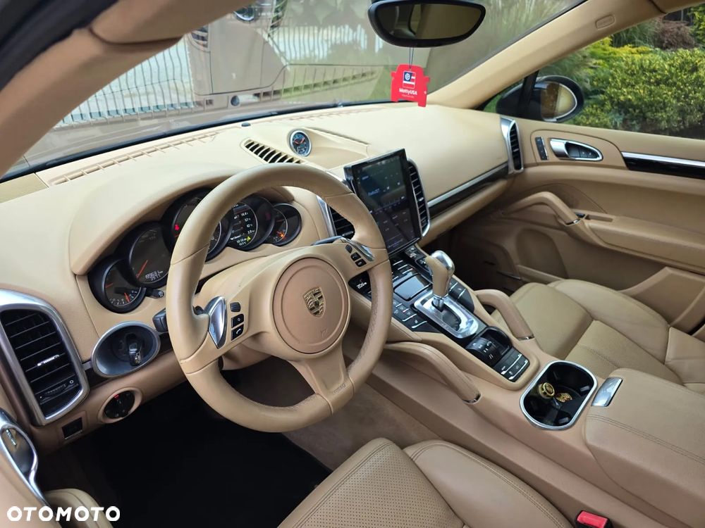 Porsche Cayenne Diesel Platinum Edition - 24