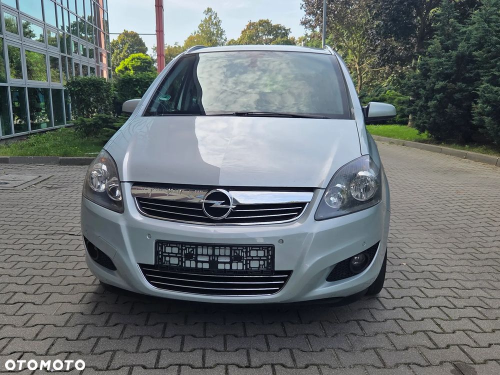 Opel Zafira 1.8 Innovation 110 Jahre - 4