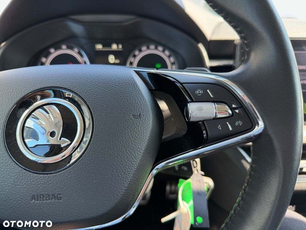 Skoda Kamiq 1.0 TSI Style DSG - 19
