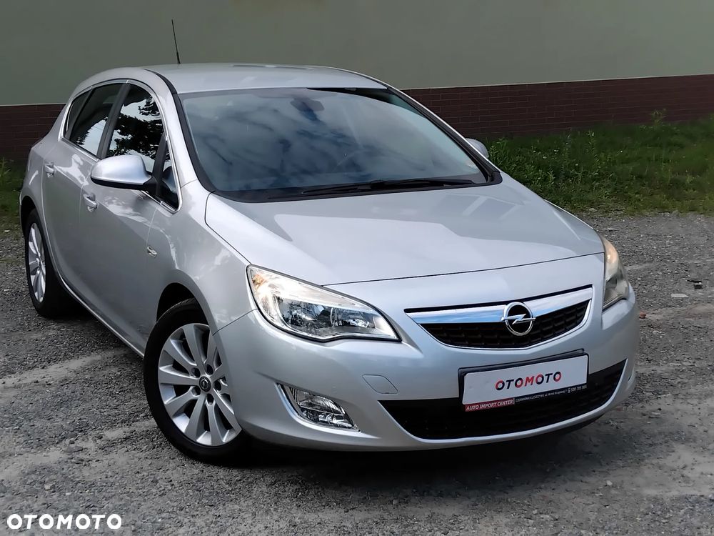 Opel Astra 1.4 Turbo 150 Jahre - 2