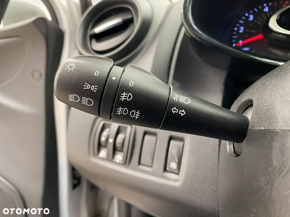 Renault Clio - 27