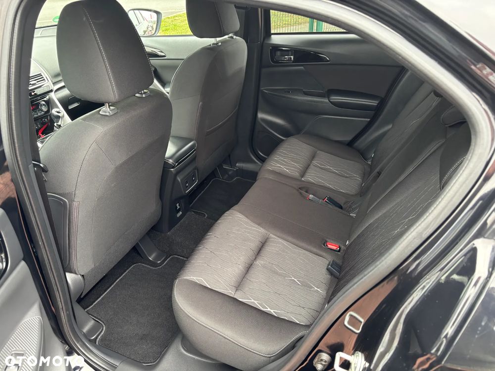 Mitsubishi Eclipse Cross - 18
