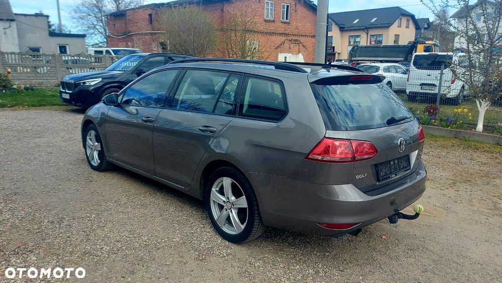 Volkswagen Golf 1.2 TSI BMT Trendline - 11