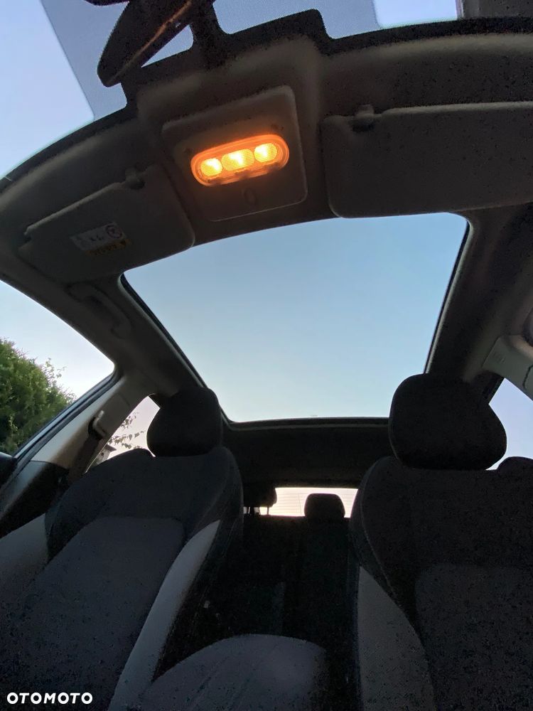 Nissan Qashqai 1.5 dCi N-Connecta EU6 - 24