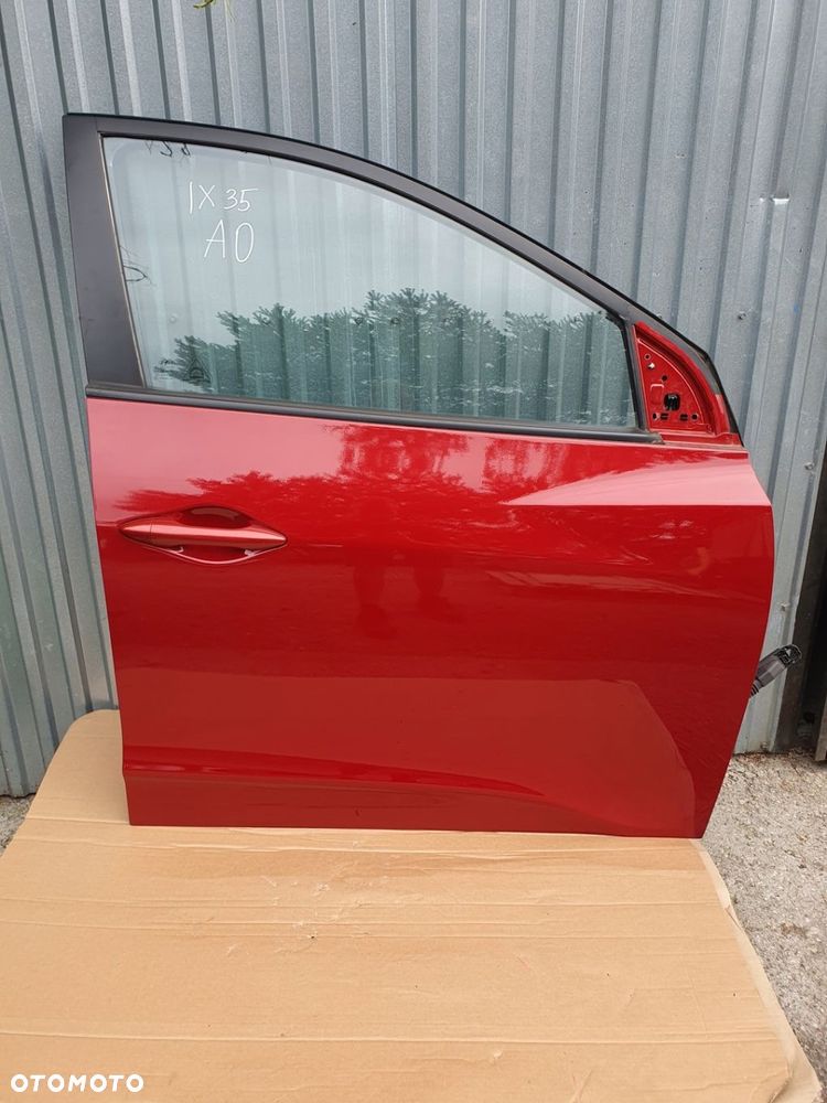 HYUNDAI ix35 DRZWI PRAWE PRZÓD PRZEDNIE PRAWY CZERWONE LAKIER A0 - 1