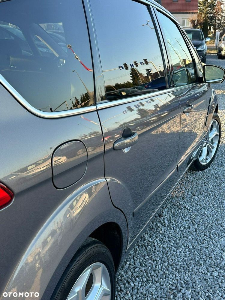 Ford S-Max - 25