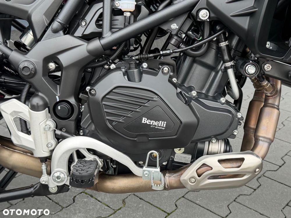 Benelli TRK 502X - 14