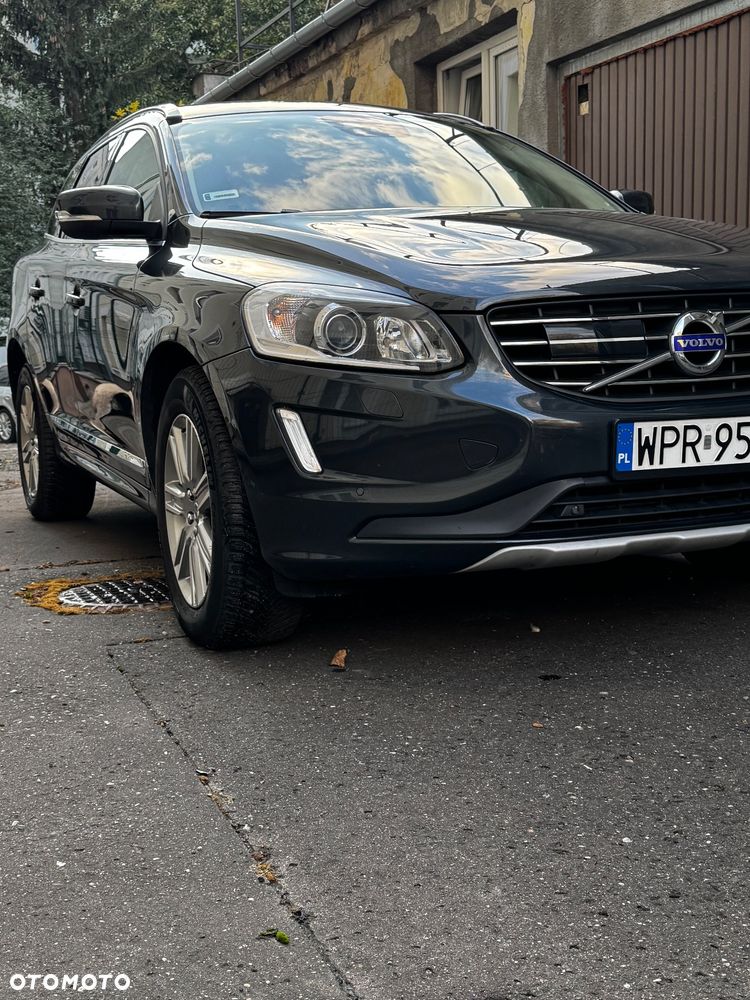 Volvo XC 60 D4 AWD Summum - 3