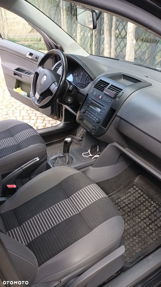 Volkswagen Polo - 9