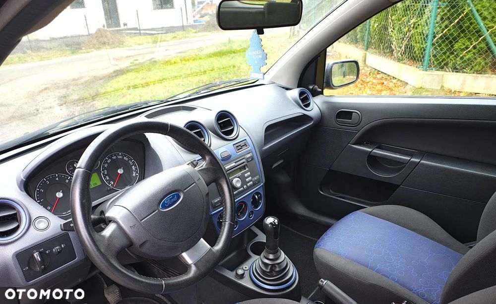 Ford Fiesta 1.3 Fun - 32