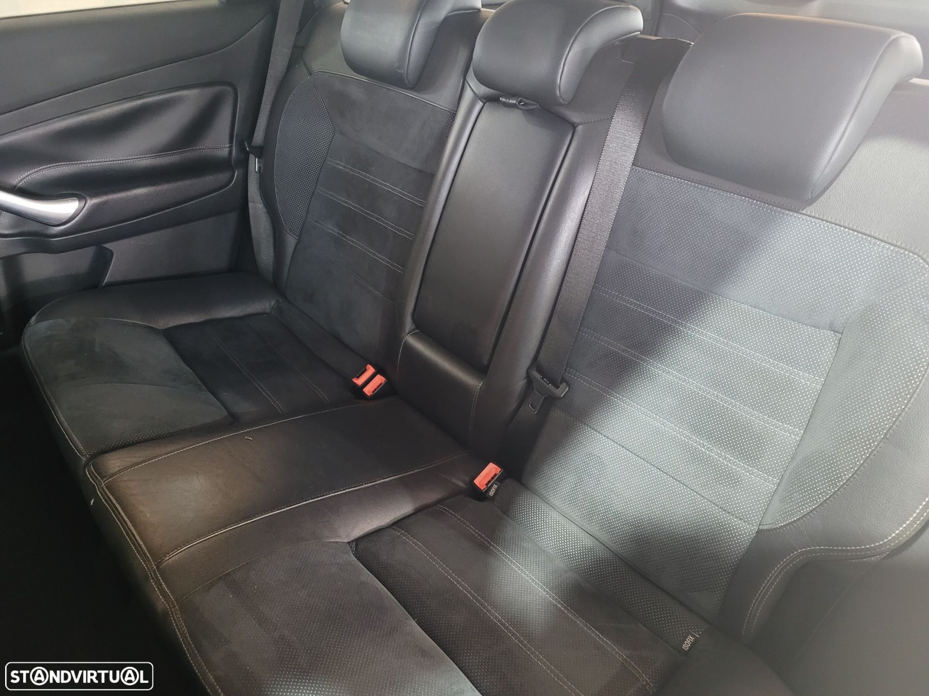 Ford Mondeo SW 2.0 TDCi Titanium - 12