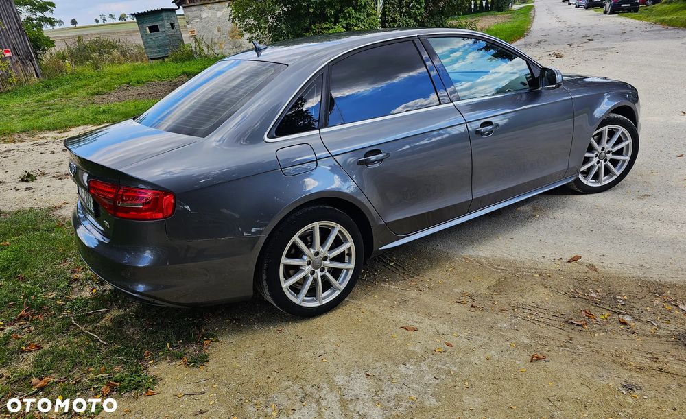 Audi A4 Limousine 2.0 TDI - 9