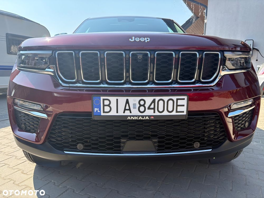 Jeep Grand Cherokee - 8