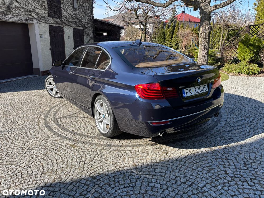 BMW Seria 5 535i xDrive Sport-Aut Luxury Line - 11