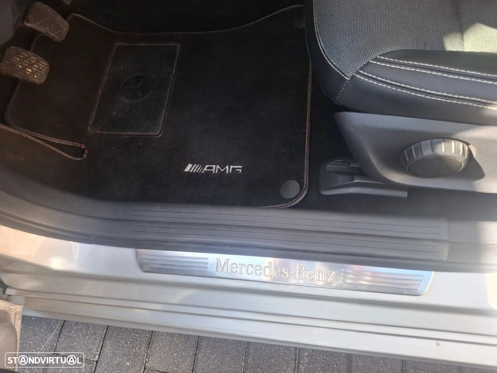 Mercedes-Benz A 180 CDI AMG Line - 19